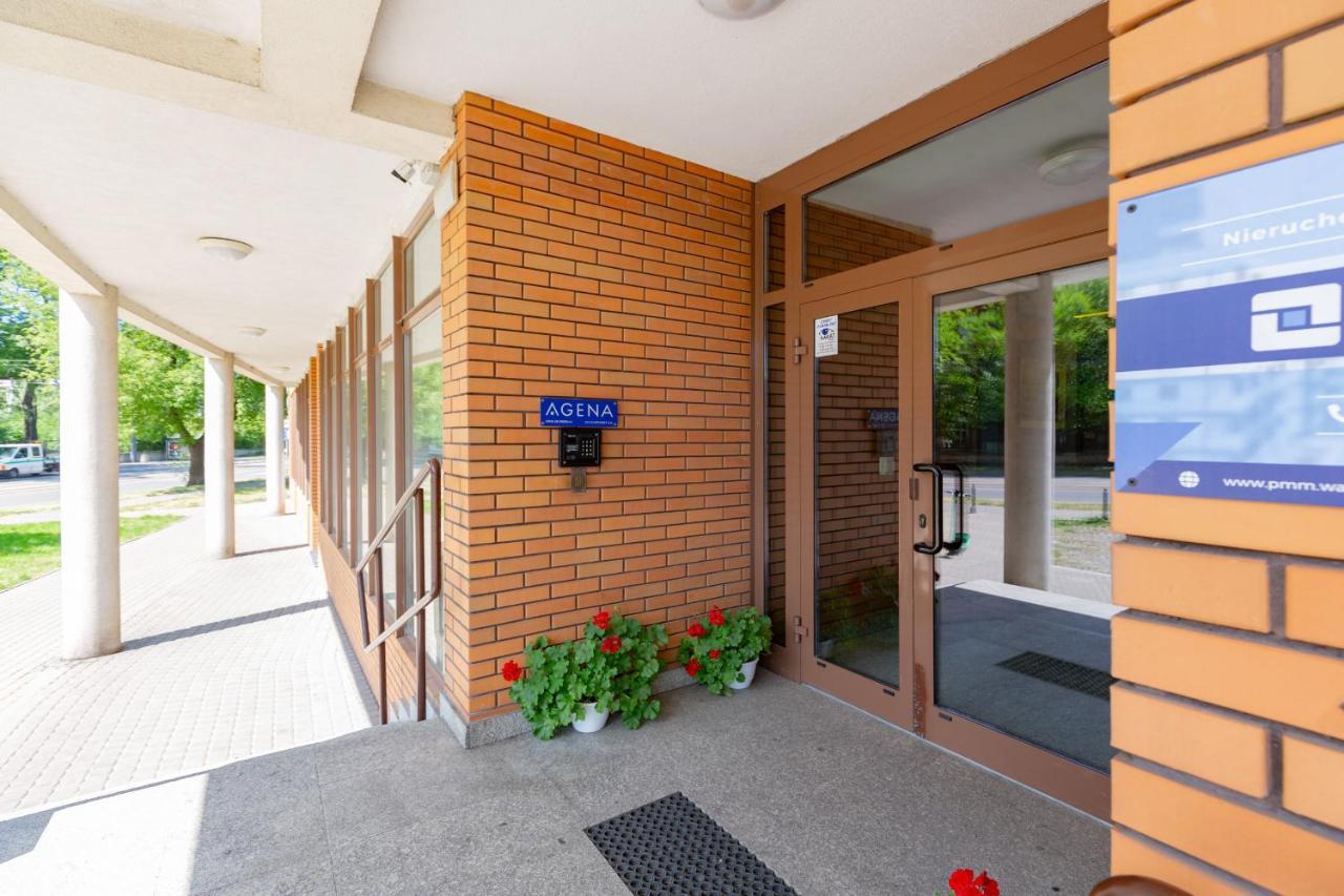 Cozy Apartment With Balcony Warszawa By Noclegi Renters Exteriér fotografie